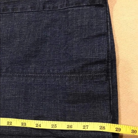 IZOD Relaxed Fit Denim Blue Jeans 
Size 7 / 8 Medium 
Waist 16” Length 3… - Picture 10 of 10